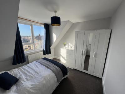 Double Room Available Now Main Photo