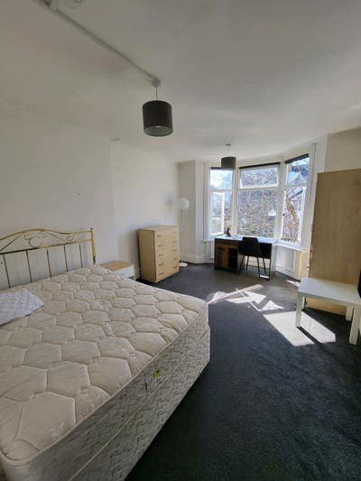 Double Room in Roath  Main Photo