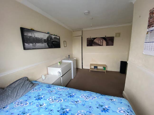 Double Room Close to Luton & Dunstable Hospital  Main Photo