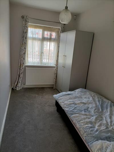 Single   En-Suite   Room   - Female  Muslims Pref Main Photo