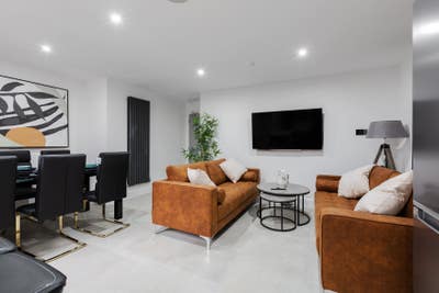 Brand new stunning En-suite rooms for Students! Main Photo
