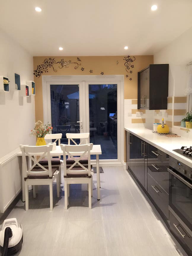 Single room in Canning town Main Photo