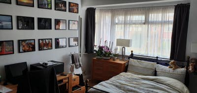 Looking for large double room Main Photo