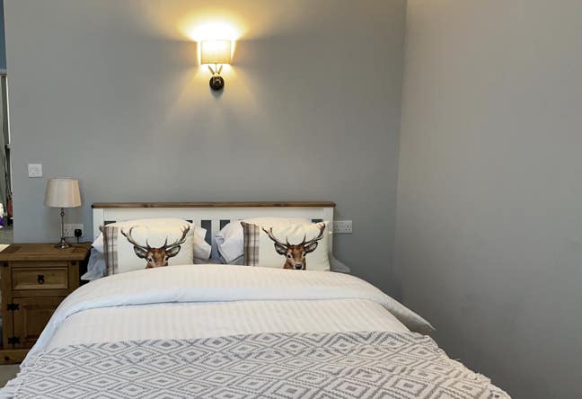 Whole Room Converted Barn in Ratley  Main Photo