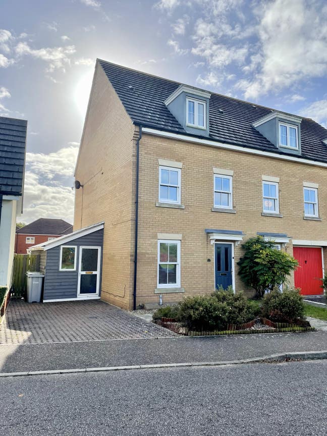 Double Ensuite Room - High Specification Property  Main Photo
