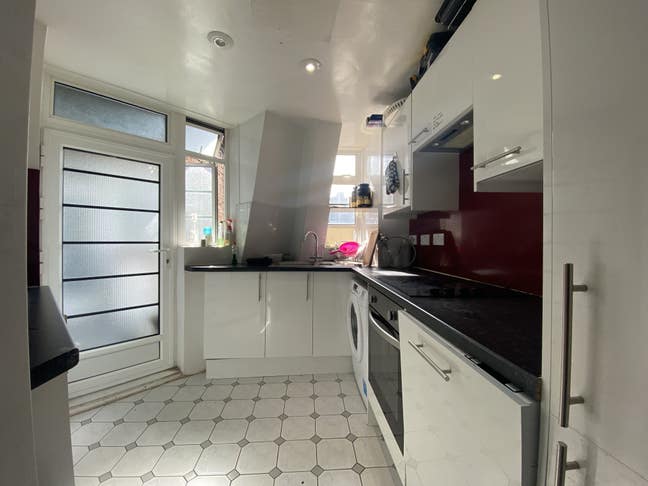 Spacious Double Room in Oxford Street Main Photo