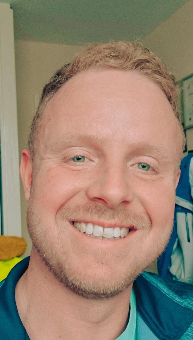 I am a professional male  aged 37 looking for... Main Photo