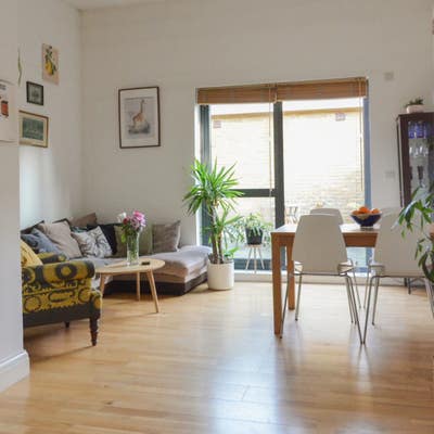 Double bed in bright house w/ outdoor space Main Photo