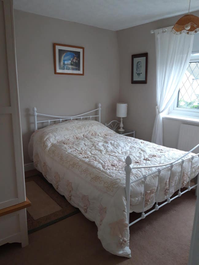 Light double room in quiet area 1 mile from Oakham Main Photo