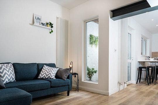 Double Room Available Main Photo
