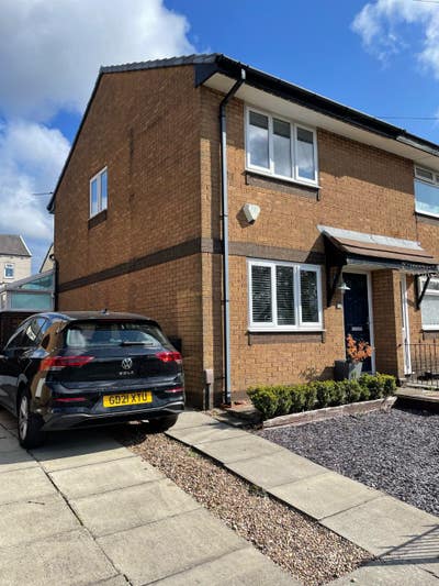 Double Room to Rent - Off Road Parking Main Photo