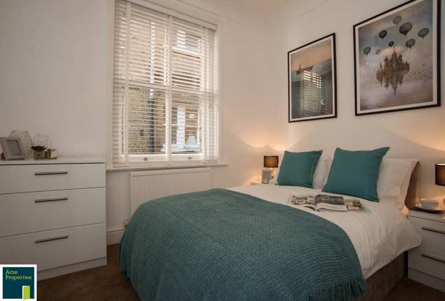 Double room in W6 nxt tube, ALL INC,wifi,tv Main Photo