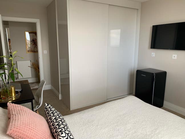 Luxury new build en-suite to rent  Main Photo
