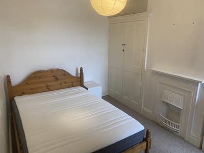 Room in a Shared House, St. Edwards Road, PO12 Main Photo
