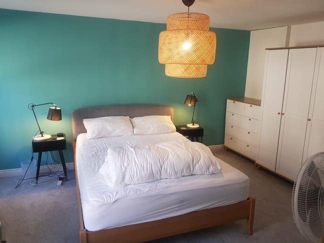 Double Room In Newly Renovated Townhouse Main Photo