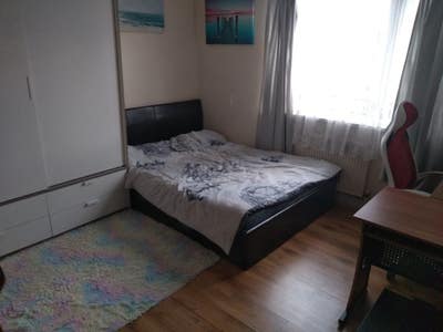 Double Room Surrey Quays Main Photo