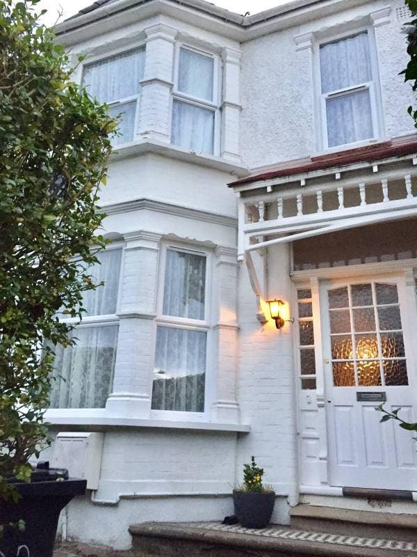 Finchley- Double spacious room inc. bills £1040 Main Photo