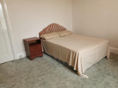 Double Room to Rent Main Photo