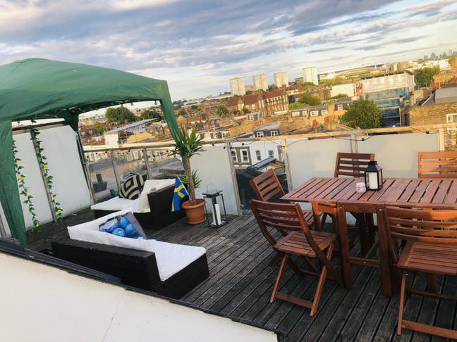 Friendly, cosy flatshare with rooftop terrace  Main Photo