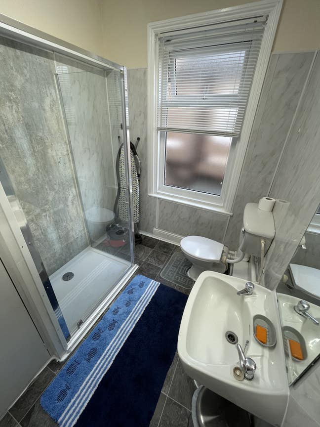 FY1 Double Rooms Bills Included +Shared Kitchen  Main Photo