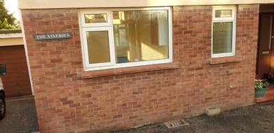 Self contained Annexe inclusive of bills not elec Main Photo