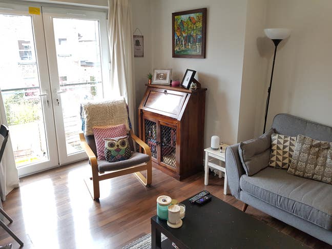 Large one bedroom + home office/single bedroom too Main Photo