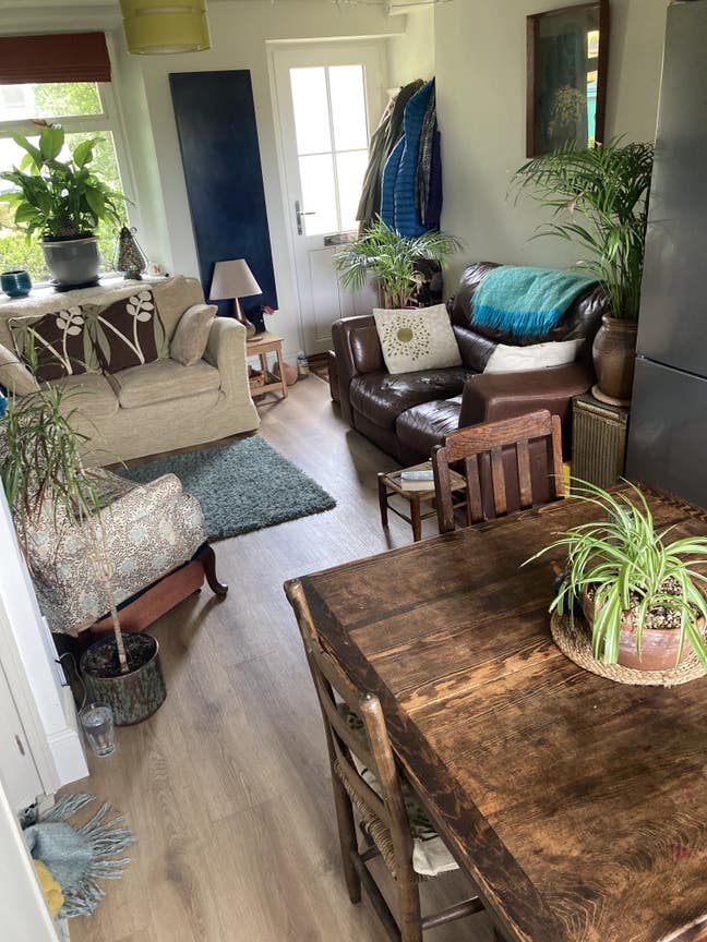 Large & sunny double room Main Photo