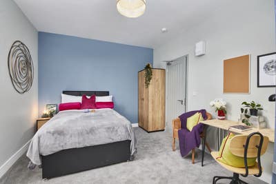 Stylish👌ensuite, dryer, central; hospital Main Photo