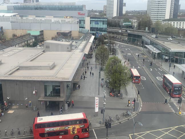 Large double room in prime location…. W128PJ Main Photo