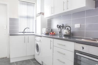 🥳✨ Double Room in Small HMO Main Photo