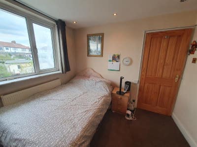 Double Room to Let @ HA8 5Ts All Bills  Inclusive  Main Photo