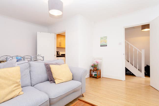 Superb 2 double bedroom duplex in Stoke Newington  Main Photo