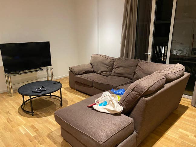  Large double ensuite bedroom-Shortlet- Stratford  Main Photo