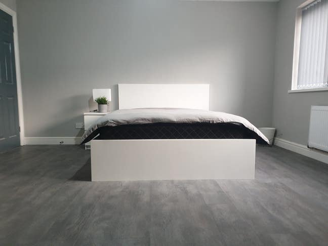 BRAND NEW Luxury Ensuite Double Rooms Main Photo