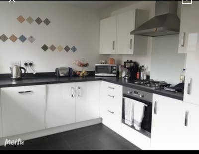 Large double bedroom  Main Photo