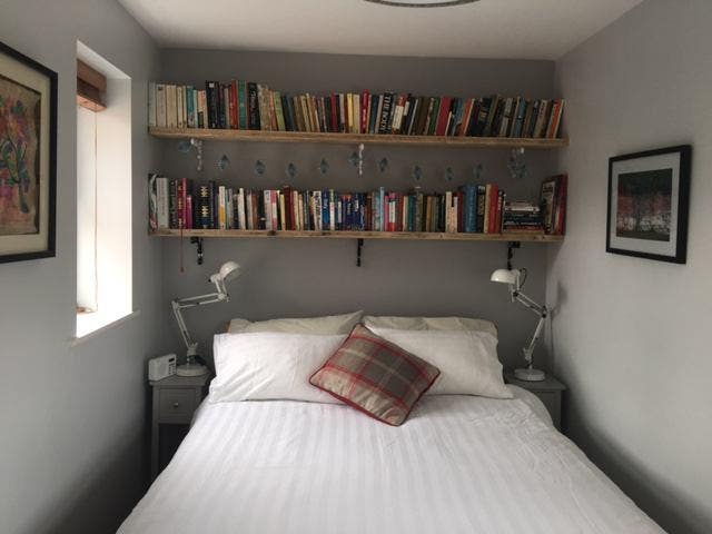 Room for Rent in Comfortable Home in York Main Photo