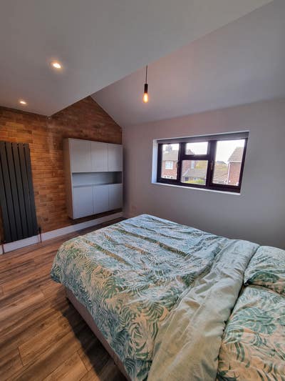 1 Large double bedroom. Available now. Main Photo