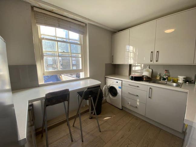 Bright Double  Room in Notting Hill Main Photo