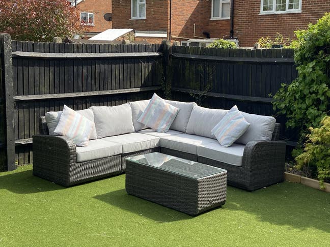 En-suite Room to Rent (MON -FRI) in Mortimer  Main Photo