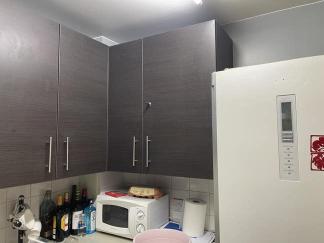 Looking for flat mates Main Photo