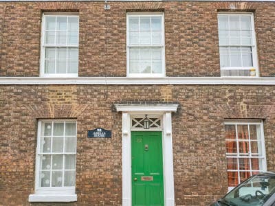 Town centre en-suite fully furnished room Main Photo