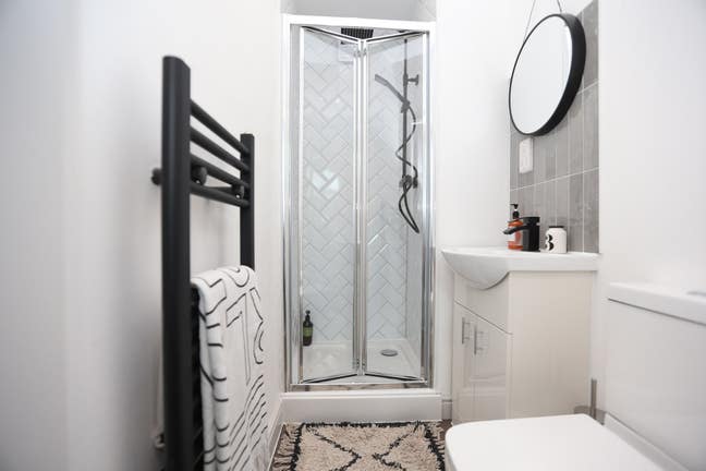 🌟 Luxury En-Suite Rooms in the Heart of Bury! 🌟 Main Photo