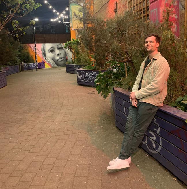 Room Wanted For Professional Male Main Photo