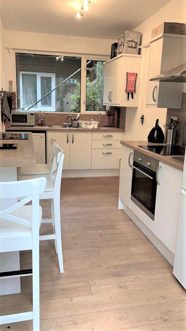 Boutique,Uphill,Ensuite,Bills & Wifi Inc&pound;175pw Main Photo