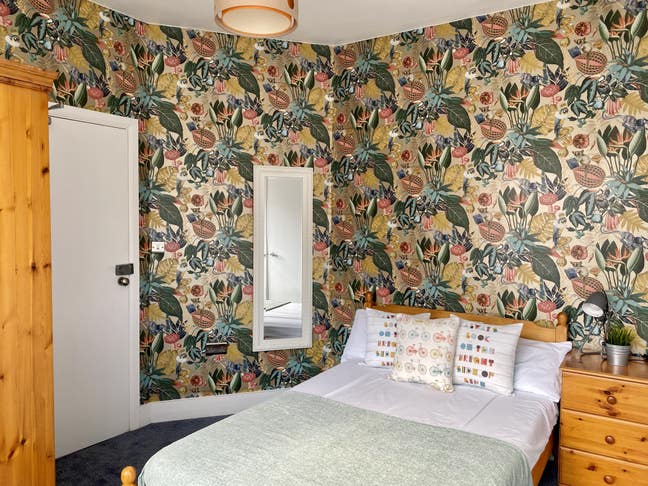 Bright En Suite Room in Eastbourne centre Main Photo