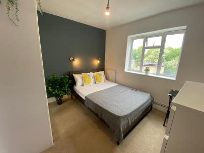 ❤ Large Room Available in Parsons Green Now! Main Photo
