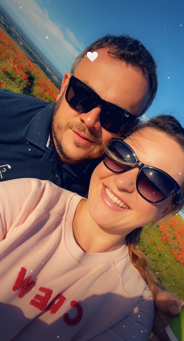 Couple looking for a flat/annex to rent Main Photo