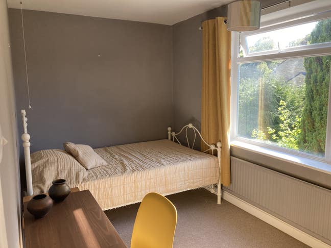 Home share - walk to Bath Uni or free bus to town! Main Photo