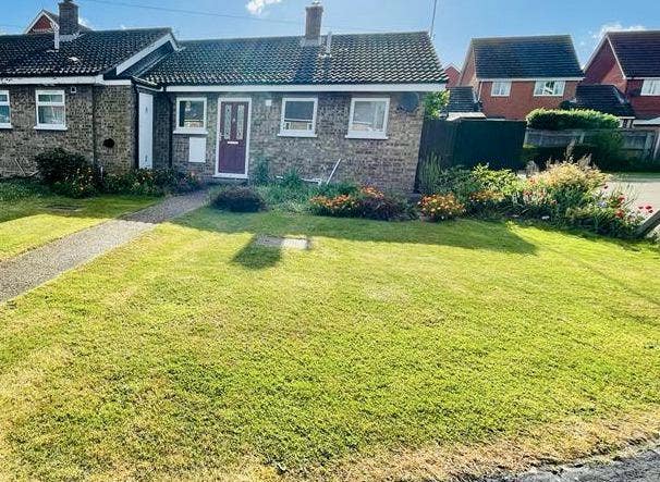 2 Bedroom Bungalow for Rent, Manea Main Photo