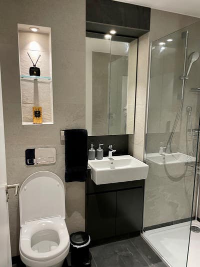 Luxury double bed en-suite in Royal Arsenal Main Photo